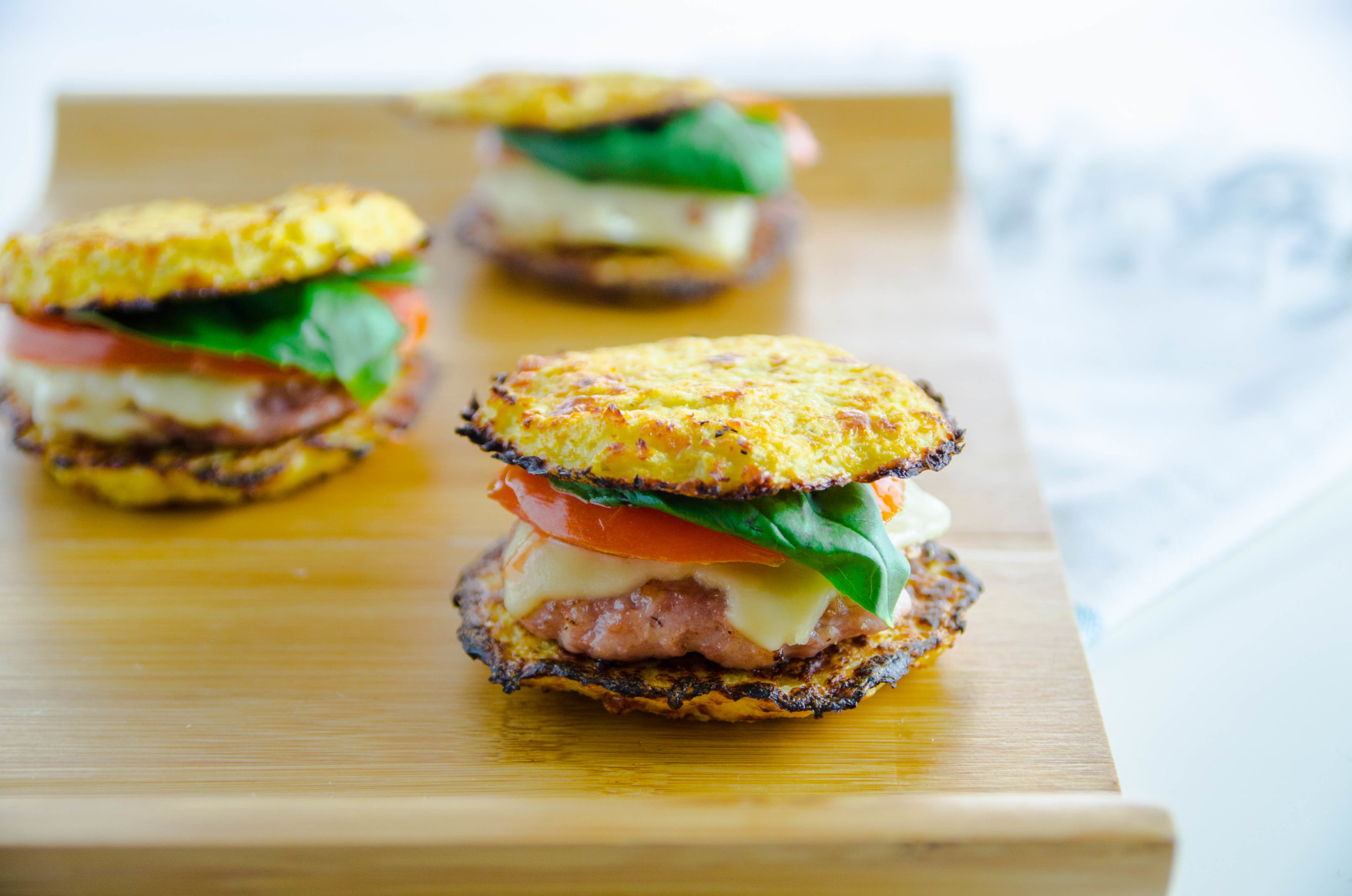 Mini Hamburgers con Pan de Coliflor