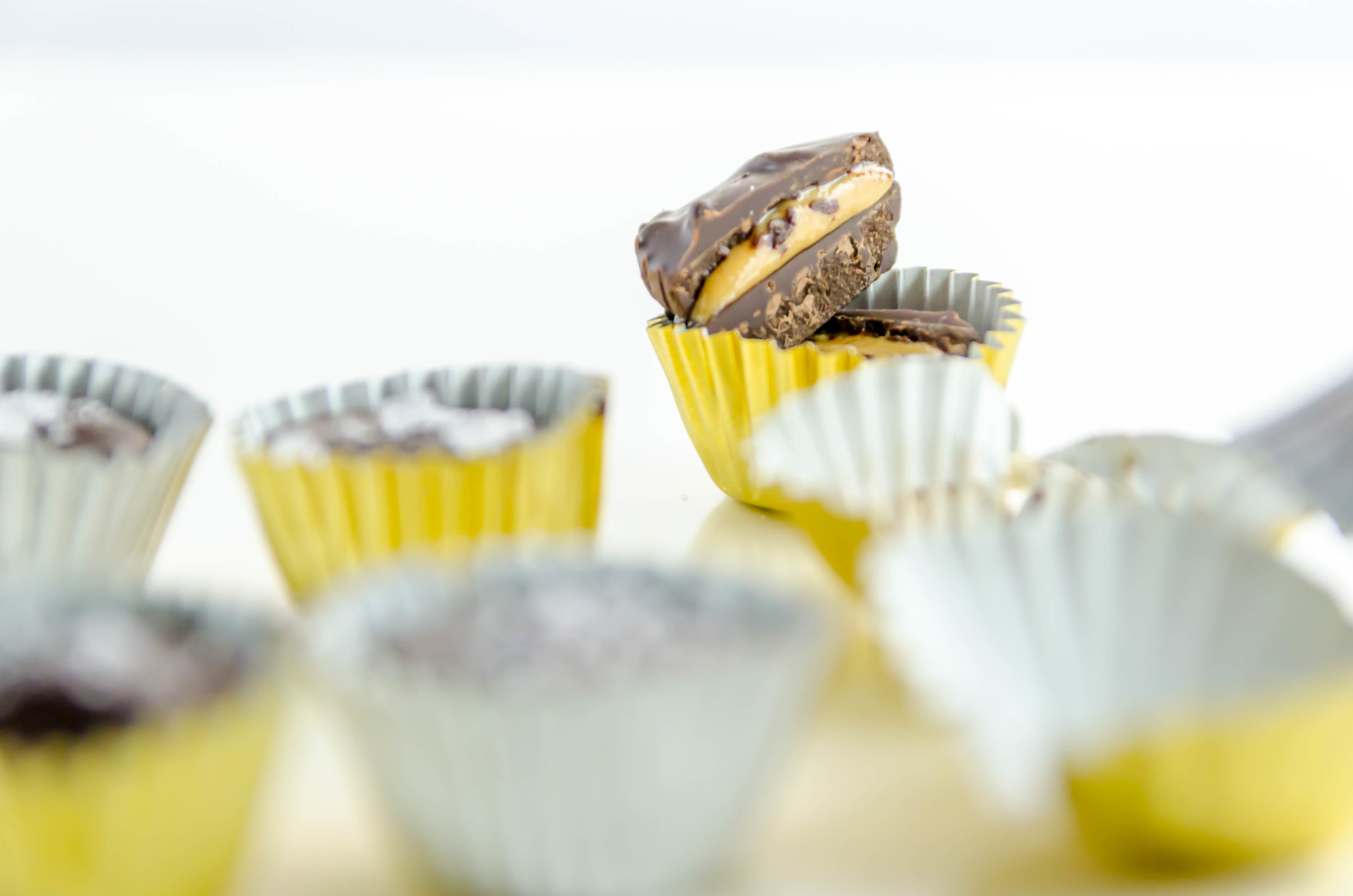 Bombones de Chocolate y Mantequilla de Cacahuete