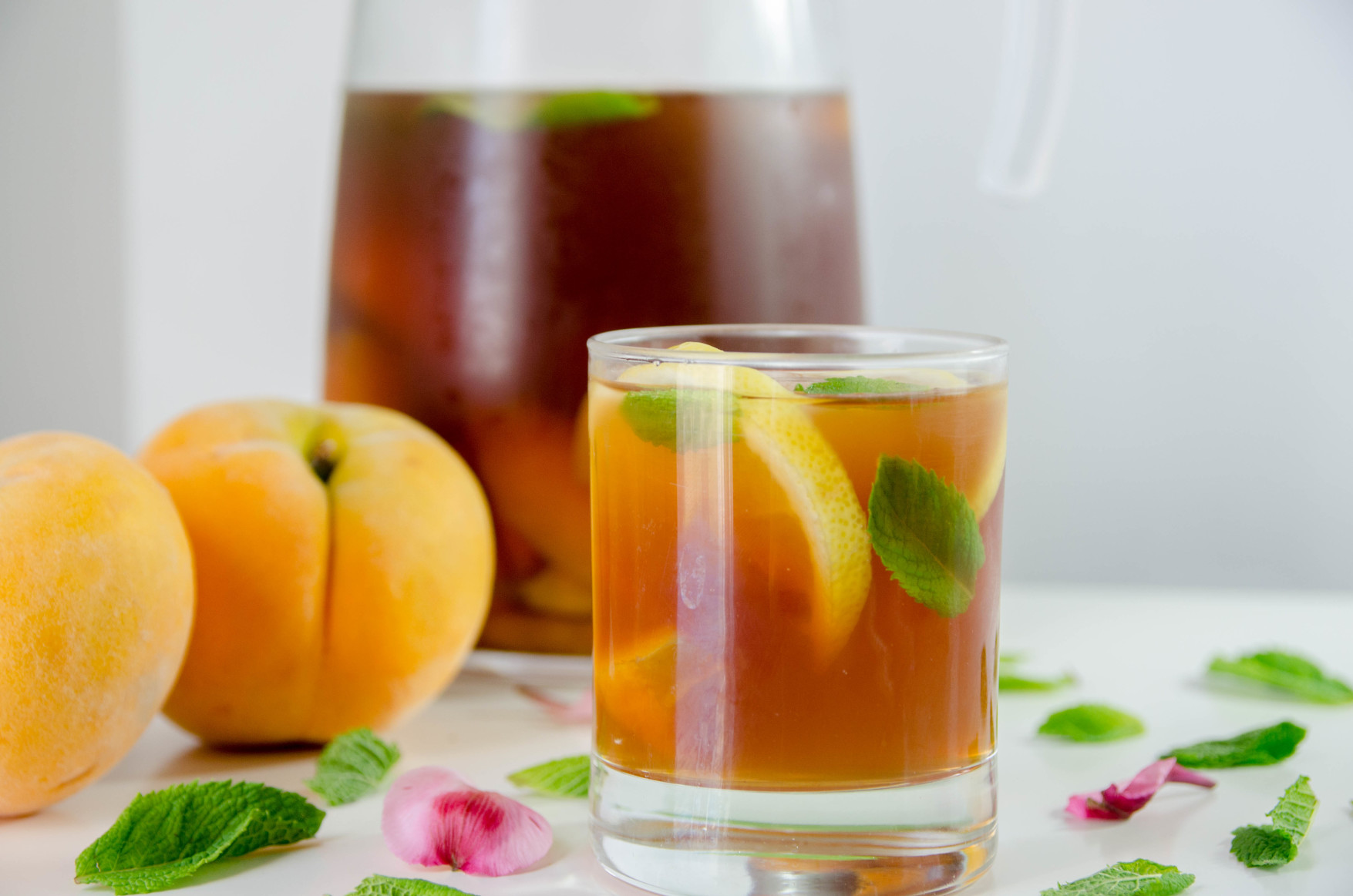 Té Frío con Melocotón y Menta