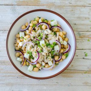 Pechuga de Pollo Escabechada con Garbanzos