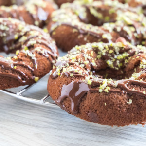 Donuts de Plátano Verde y Chocolate