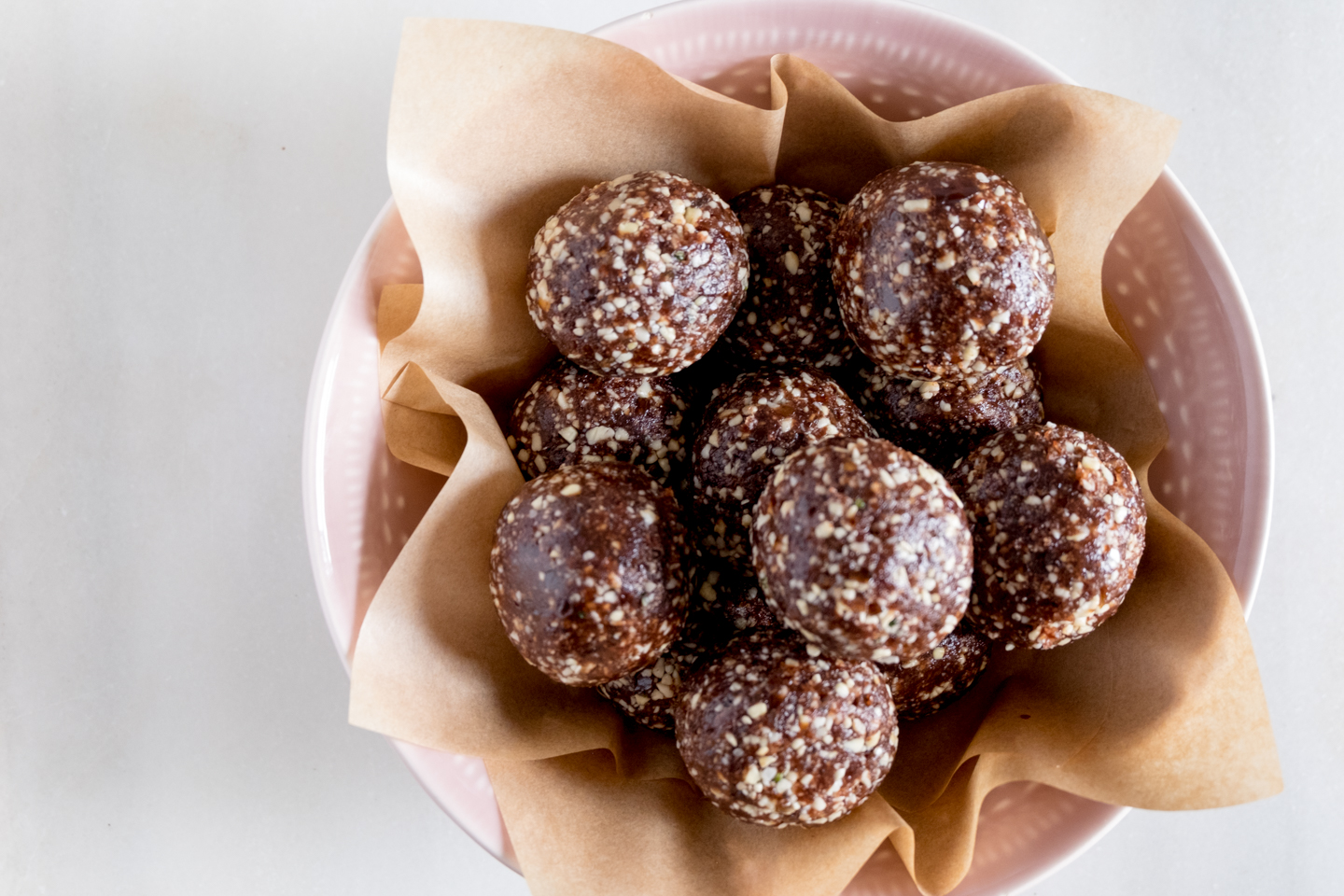 cacao y anacardos energy balls