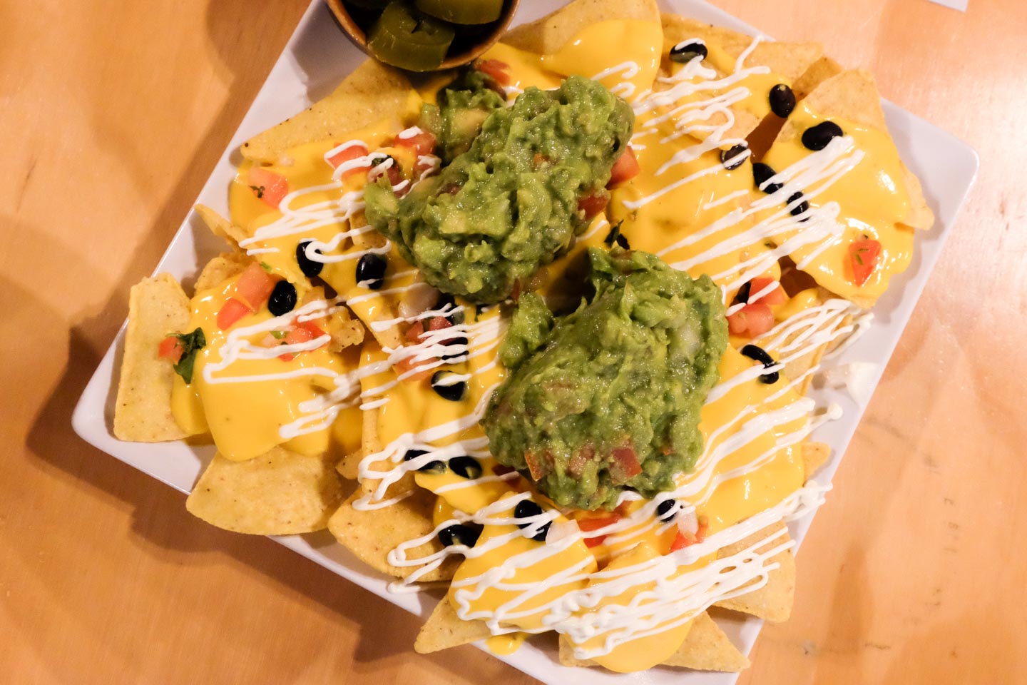 nachos con guacamole la quebradora