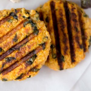 Hamburguesa de Quinoa, Batata y Acelga